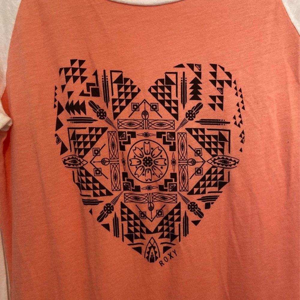 Roxy Tribal Heart Peach and White Baseball Raglan Tee - Picture 2 of 5